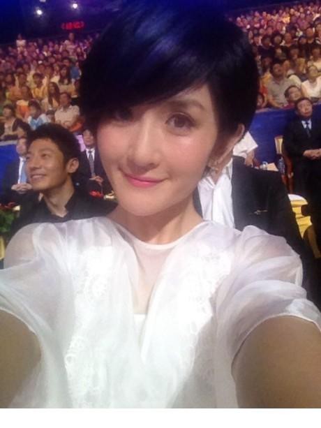 谢娜微博里的百变生活：搞怪卖萌背后的温暖人生